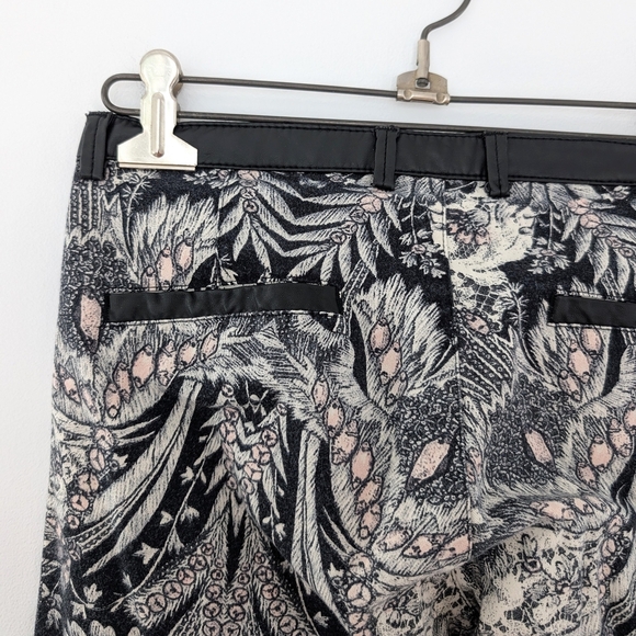 2/15$Zara Trafaluc Black and White Patterned Pants With Leather-like Trim Size 2 - Picture 8 of 11
